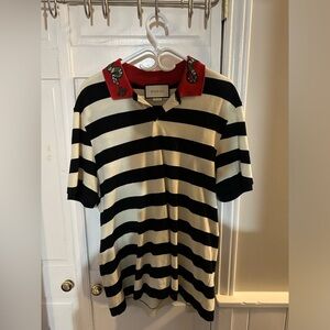 Gucci polo, fits like a large good condition